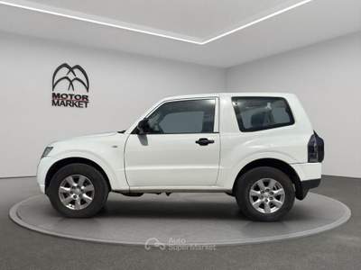 Mitsubishi Pajero 3.2 100th Auto Bianco usata Roma