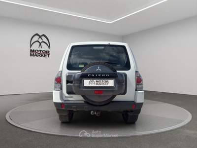 Mitsubishi Pajero 3.2 100th Auto Bianco usata Roma