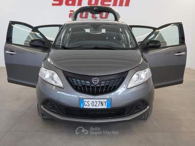 Lancia Ypsilon 1.0 FireFly 5 porte S&S Hybrid Oro Grigio usata San Vito dei Normanni