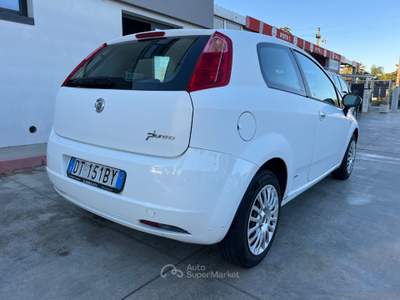 Fiat Grande Punto Grande Punto 1.2 3p. Dynamic Bianco usata Mesagne