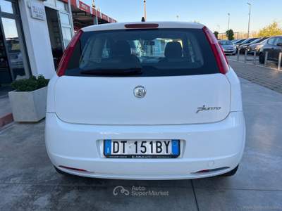 Fiat Grande Punto Grande Punto 1.2 3p. Dynamic Bianco usata Mesagne