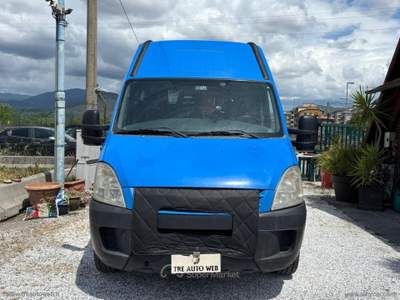 Iveco Daily Daily 35S12V 2.3 Hpi PC-TM Furgone L Blu/Azzurro usata Prato