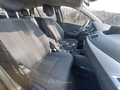 Renault Mégane Megane Mégane 1.5 dCi 110CV SporTour Luxe usata Morengo