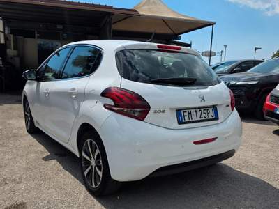 Peugeot 208 5 porte Active usata Pompei