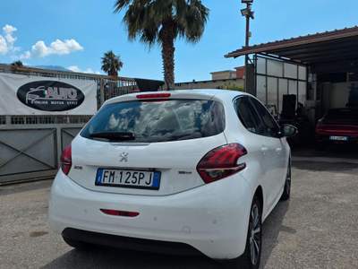 Peugeot 208 5 porte Active usata Pompei
