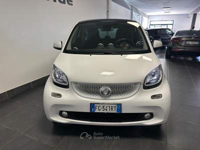 Smart ForTwo 1.0 PASSION 71CV AUTOMATICA TOTAL WHI usata Anzio
