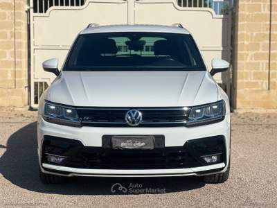 Volkswagen Tiguan Tiguan 2.0 TDI DSG 4MOTION Sport BMT R-LINE Bianco usata Grottaglie