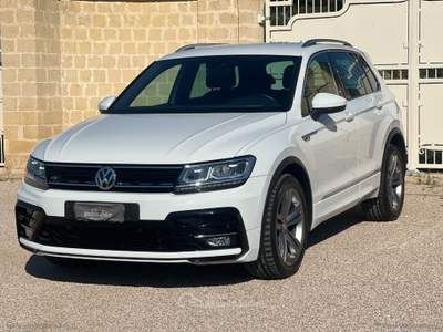 Volkswagen Tiguan Tiguan 2.0 TDI DSG 4MOTION Sport BMT R-LINE Bianco usata Grottaglie