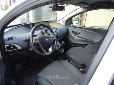 Lancia Ypsilon 1.0 FireFly 5p. S&S Hybrid Gold Grigio usata Jerago con Orago