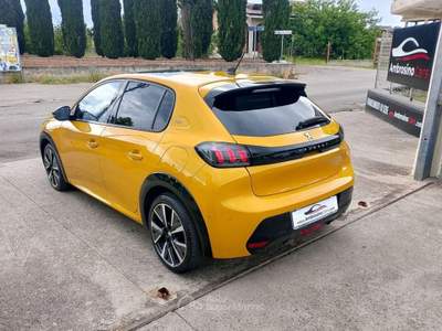 Peugeot 208 PureTech 130 S&S EAT8 5p. GT Line Grigio usata Saviano