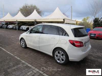 Mercedes-Benz Classe B B 180 d Automatic Premium Bianco usata Oppido Lucano
