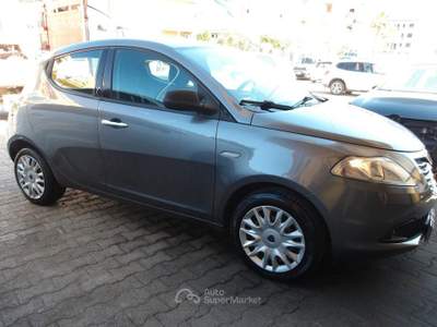 Lancia Ypsilon 5 Porte Ypsilon 1.2 8v Elefantino 6 usata Ribera