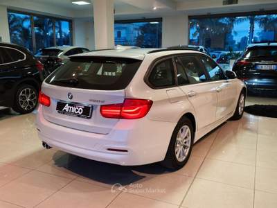 BMW Serie 3 320d 320d Touring Sport Bianco usata San Michele Salentino