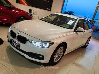 BMW Serie 3 320d 320d Touring Sport Bianco usata San Michele Salentino