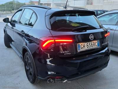 Fiat Tipo Tipo 1.6 Mjt S&S 5 porte Cross 130CV Blu/Azzurro usata Ascoli Satriano