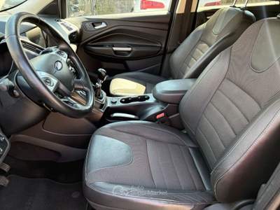 Ford Kuga 2.0 tdci Titanium 2wd s&amp;s 120cv E6 Nero usata Cento