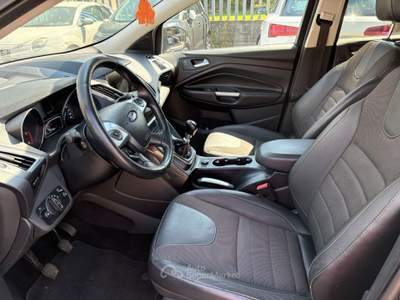Ford Kuga 2.0 tdci Titanium 2wd s&amp;s 120cv E6 Nero usata Cento