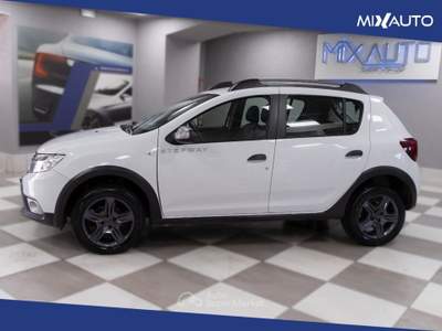 Dacia Sandero Stepway 1.5 DCI S&amp;S 90CV Bianco usata Latina