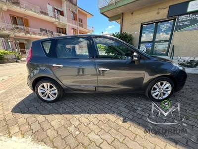 Renault Scénic 1.9 dci Dynamique Grigio usata San Giorgio del Sannio
