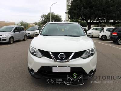 Nissan Qashqai 1.6 dci Tekna 2wd 130cv Bianco usata Oristano