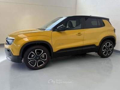 Jeep Avenger 1.2 Turbo Summit (KM 0) Nero usata Scarmagno