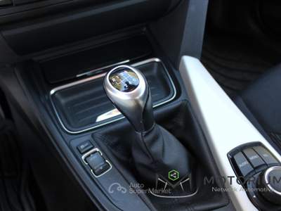 BMW Serie 3 325tds d Touring Business GANCIO TRAINO Bianco usata Capannori