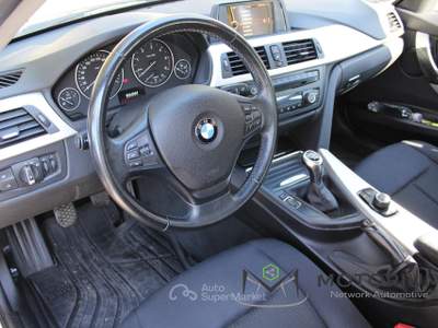 BMW Serie 3 325tds d Touring Business GANCIO TRAINO Bianco usata Capannori