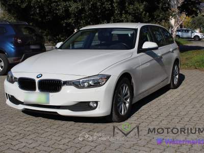 BMW Serie 3 325tds d Touring Business GANCIO TRAINO Bianco usata Capannori
