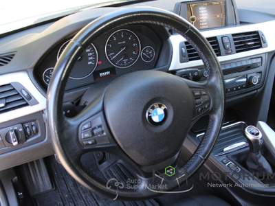 BMW Serie 3 325tds d Touring Business GANCIO TRAINO Bianco usata Capannori
