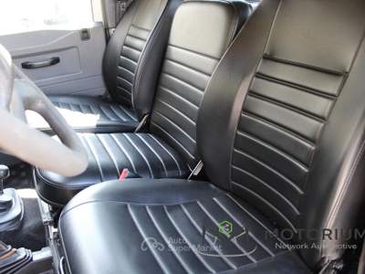 Land Rover Defender 90 2.5 Td5 Bianco usata Capannori