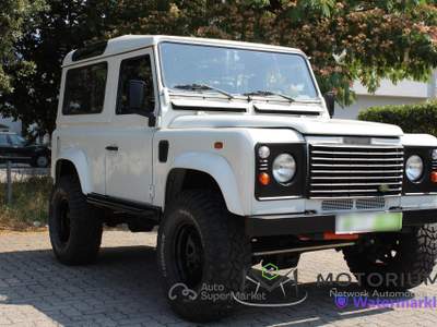 Land Rover Defender 90 2.5 Td5 Bianco usata Capannori