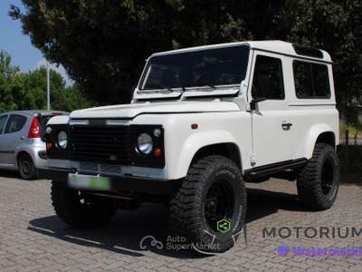 Land Rover Defender 90 2.5 Td5 Bianco usata Capannori