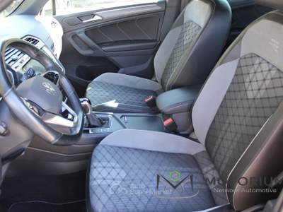 Volkswagen Tiguan 2.0 TDI 150 CV SCR DSG R-Line Bianco usata Capannori