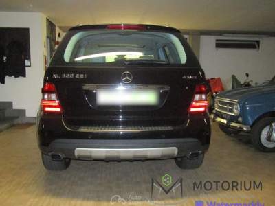 Mercedes-Benz Classe G CDI 3.0 sport 224cv 4matic G-tronic FARI LED Nero usata Capannori