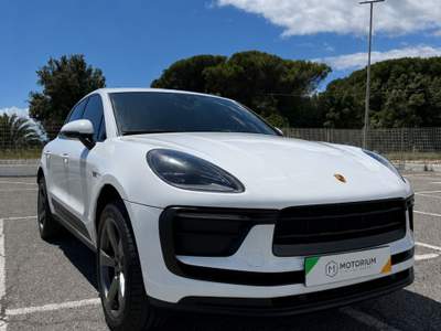 Porsche Macan 2.0 265cv pdk Bianco usata Fiumicino