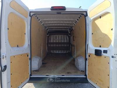 Peugeot Boxer 35 L3H3 2.2 diesel 140cv S&amp;S Bianco usata Verona
