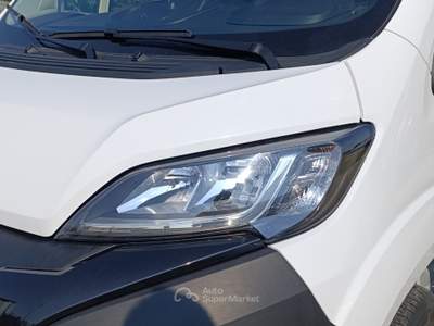 Peugeot Boxer 35 L3H3 2.2 diesel 140cv S&amp;S Bianco usata Verona