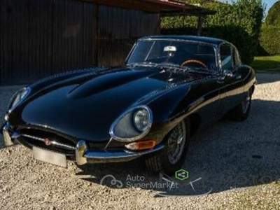 Jaguar E-Type 1 ° Serie 3.8 TARGA ORO 2025 Nero usata Capannori