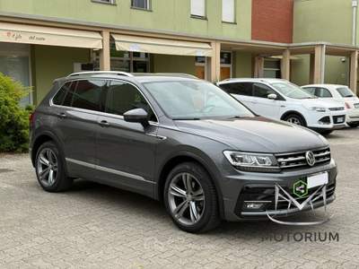 Volkswagen Tiguan 2.0 tdi Advanced R-Line Exterior Pack 4motion 150cv dsg Grigio usata Capannori