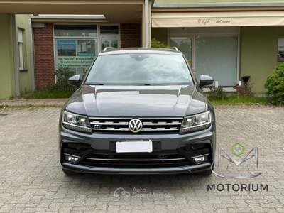 Volkswagen Tiguan 2.0 tdi Advanced R-Line Exterior Pack 4motion 150cv dsg Grigio usata Capannori