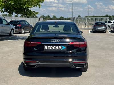 Audi A4 A4 30 2.0 tdi mhev Business 136cv s-tronic Nero usata Verona