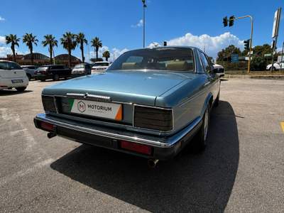 Jaguar Daimler Sovereign XJ40 Blu/Azzurro usata Fiumicino