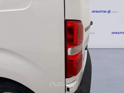 Opel Vivaro Vivaro 1.5 Diesel 120cv S&amp;S Pl-Tn M Furgone Enjoy Bianco usata Cassola
