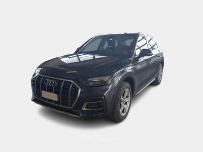 Audi Q5 AUDI Q5 40 TDI MHEV BUSINESS ADVANCED QUATTRO S TRONIC SUV usata Verona