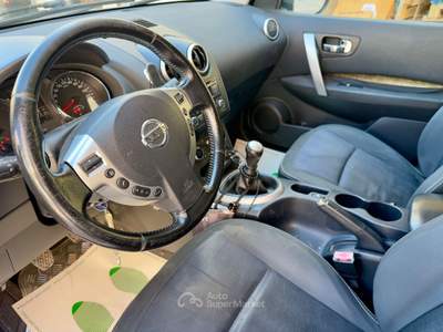 Nissan Qashqai DPF Acenta Grigio usata Monopoli