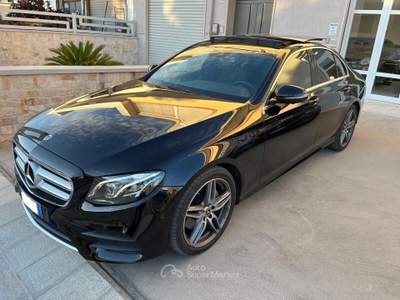Mercedes-Benz Classe E E 220 d 4Matic Auto Premium Plus Nero usata Castellana Grotte