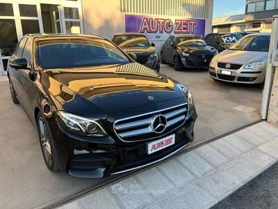 Mercedes-Benz Classe E E 220 d 4Matic Auto Premium Plus Nero usata Castellana Grotte