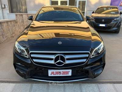 Mercedes-Benz Classe E E 220 d 4Matic Auto Premium Plus Nero usata Castellana Grotte