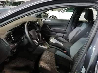 Volkswagen Taigo R-Line Grigio usata Altamura