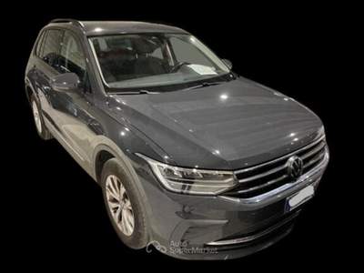 Volkswagen Tiguan eHYBRID DSG Life Grigio usata Altamura